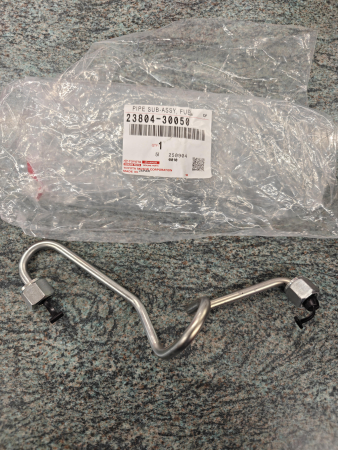 HILUX KUN25/26 JAKOTUKIN/PUMPUN VÄLINEN  PUTKI 23804-30050