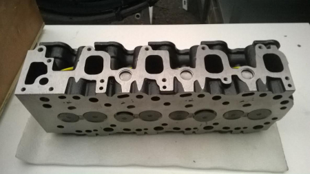 TOYOTA 2L2 TÄYD. KANSI 2L2